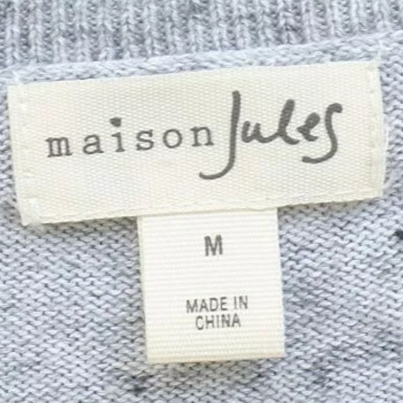 Maison Jules Sweater Medium Gray Heathered V'neck Side Slits Oversized Tunic - Picture 5 of 5